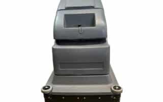 TENNANT NOBLES 2001 FLOOR SCRUBBER