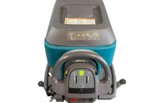 TENNANT T500 FLOOR SCRUBBER