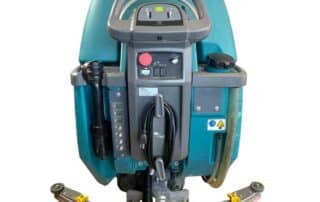 TENNANT T600E INDUSTRIAL FLOOR SCRUBBER