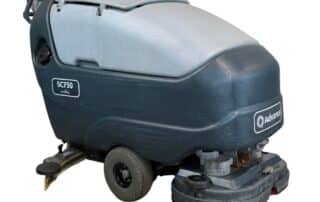 ADVANCE SC750 FLOOR SCRUBBER